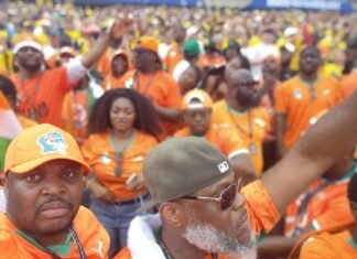 🐘 SUPPORTERS DES ÉLÉPHANTS : LA DIASPORA IVOIRIENNE AUX ÉTATS-UNIS FAIT VIBRER PHILADELPHIE